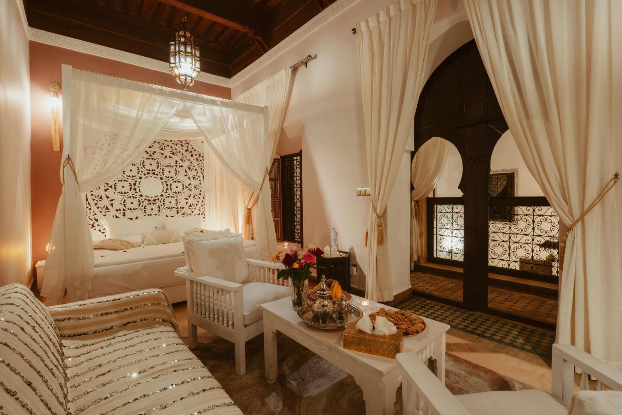 Riad Dar Dialkoum Marrakesh Exterior photo